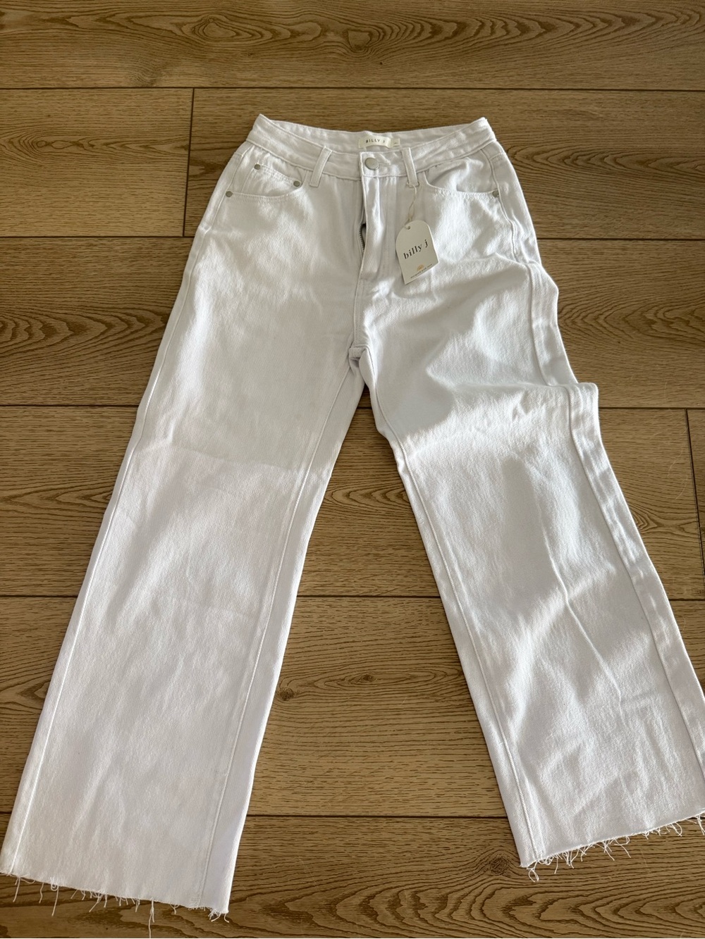 White Straight-Leg Jeans with Raw Hem